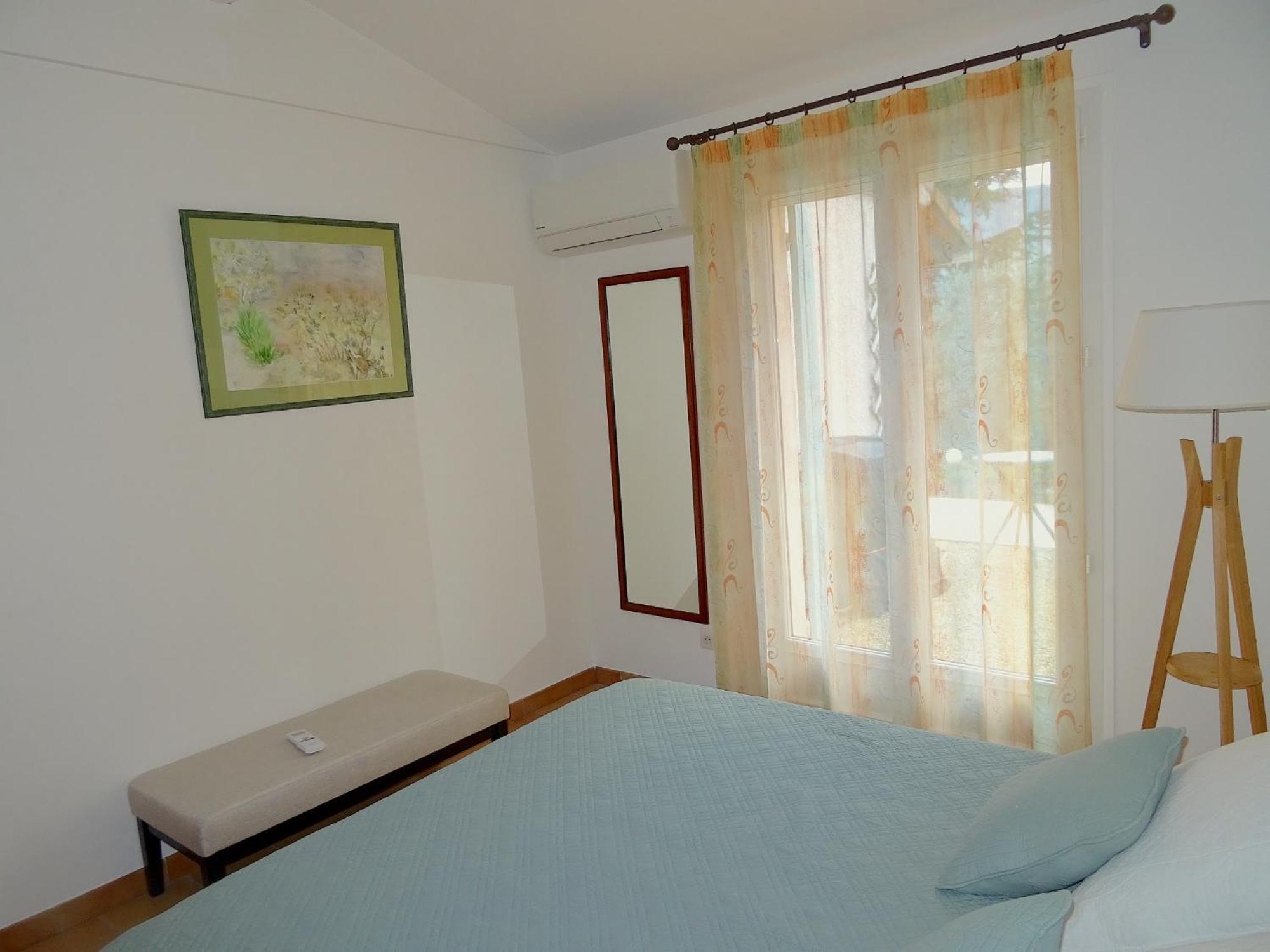 Les Cistes Villa Lioux Bagian luar foto